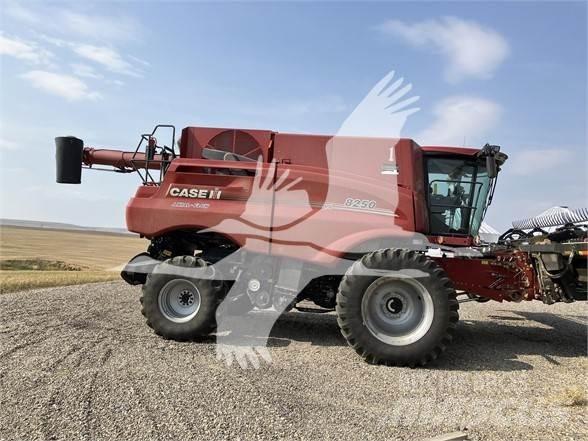 Case IH 8250 Skördetröskor