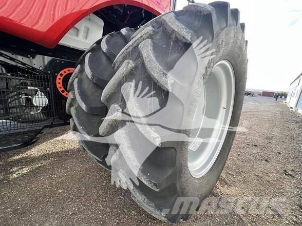 Case IH 8250 Skördetröskor