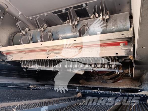 Case IH 8250 Skördetröskor