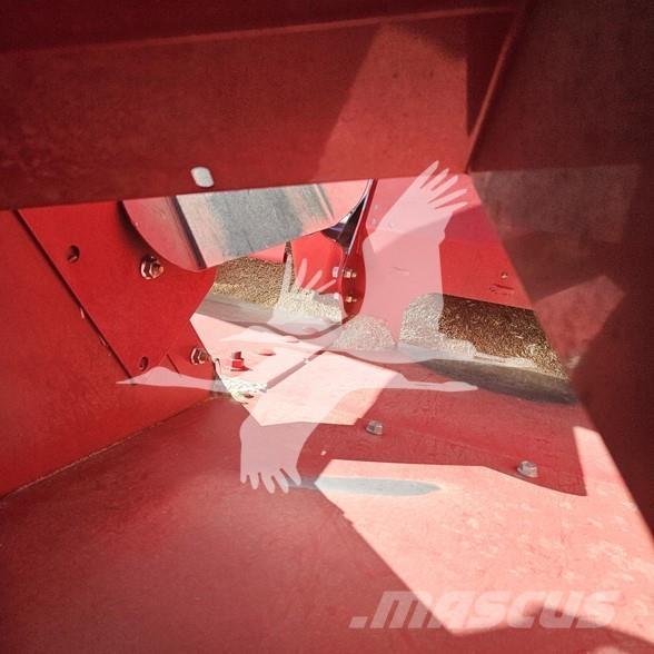 Case IH 8250 Skördetröskor