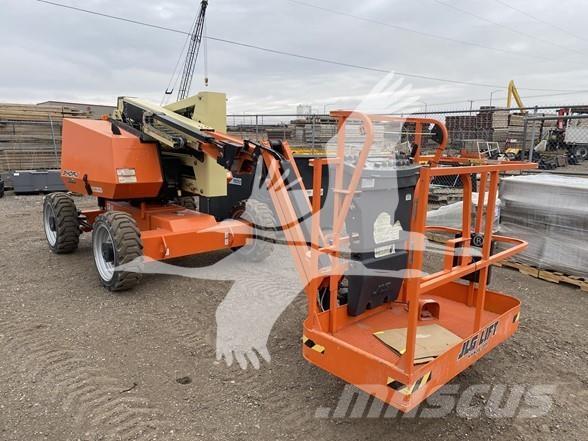 JLG 340AJ Bomliftar