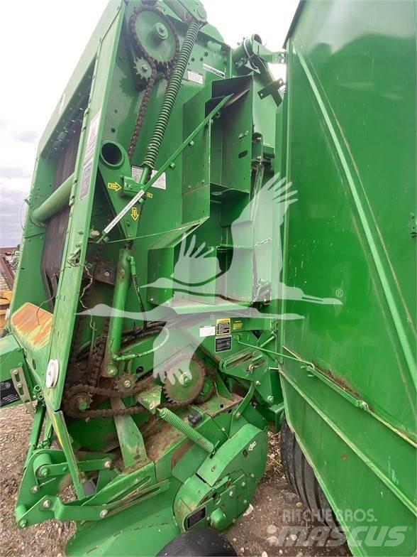 John Deere 568 Rundbalspressar