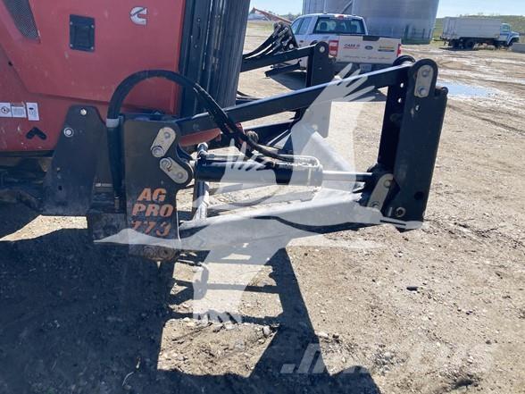 Versatile 550 Traktorer