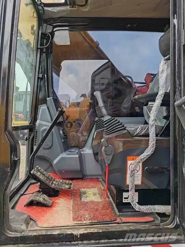 Sany SY215C Bandgrävare