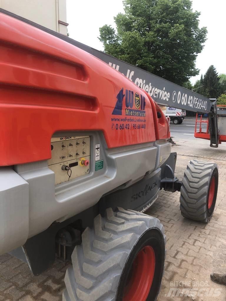SkyJack SJ 66 T Bomliftar