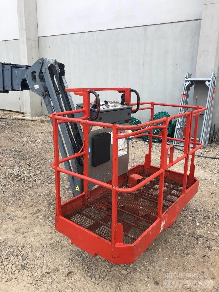 SkyJack SJ 66 T Bomliftar