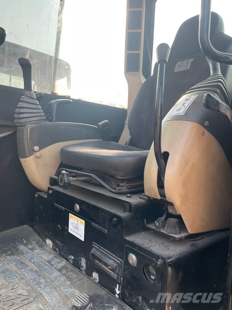 CAT 306 Minigrävare < 7t