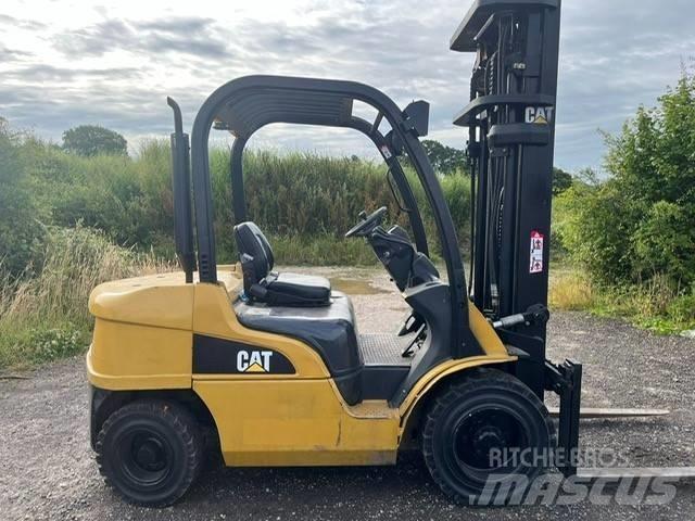CAT DP 30 N Dieselmotviktstruckar