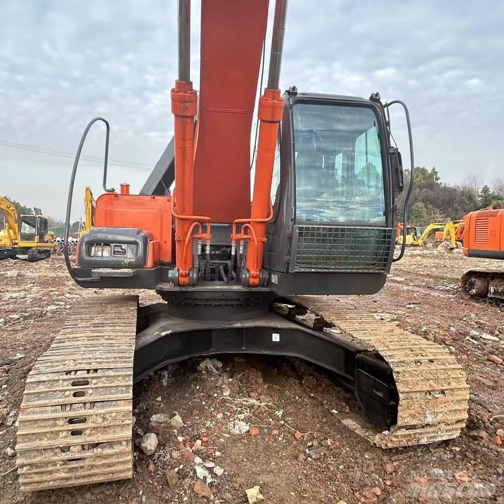 Hitachi ZX 240 Bandgrävare