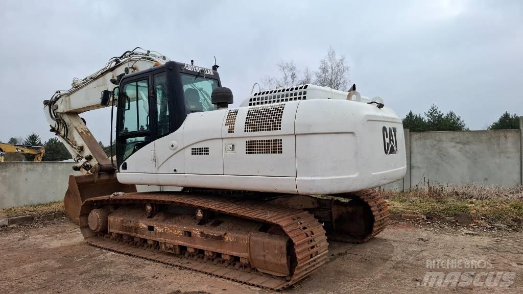CAT 329 D LN Bandgrävare