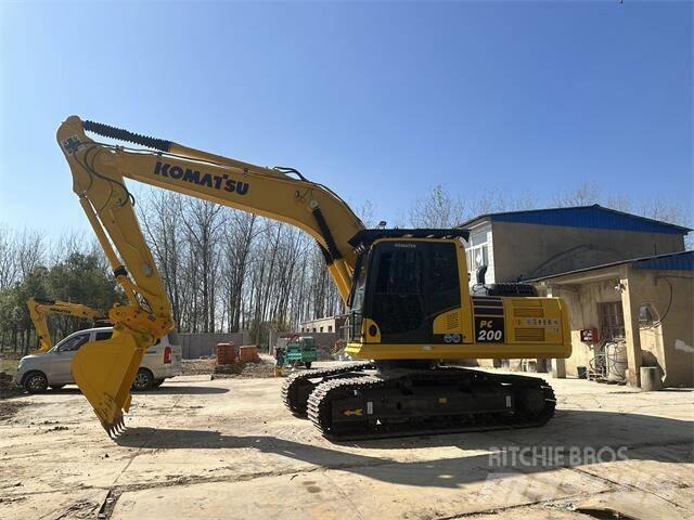 Komatsu PC200-8 Bandgrävare