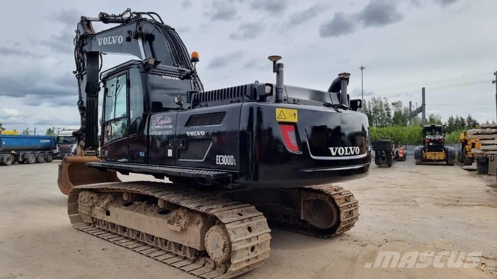 Volvo EC 300 D L Bandgrävare