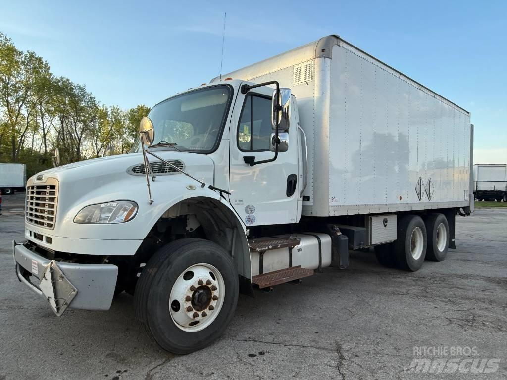 Freightliner M 106 Skåpbilar