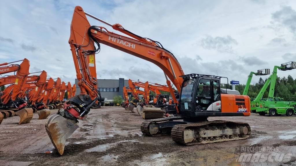 Hitachi ZX250LC-6 Bandgrävare