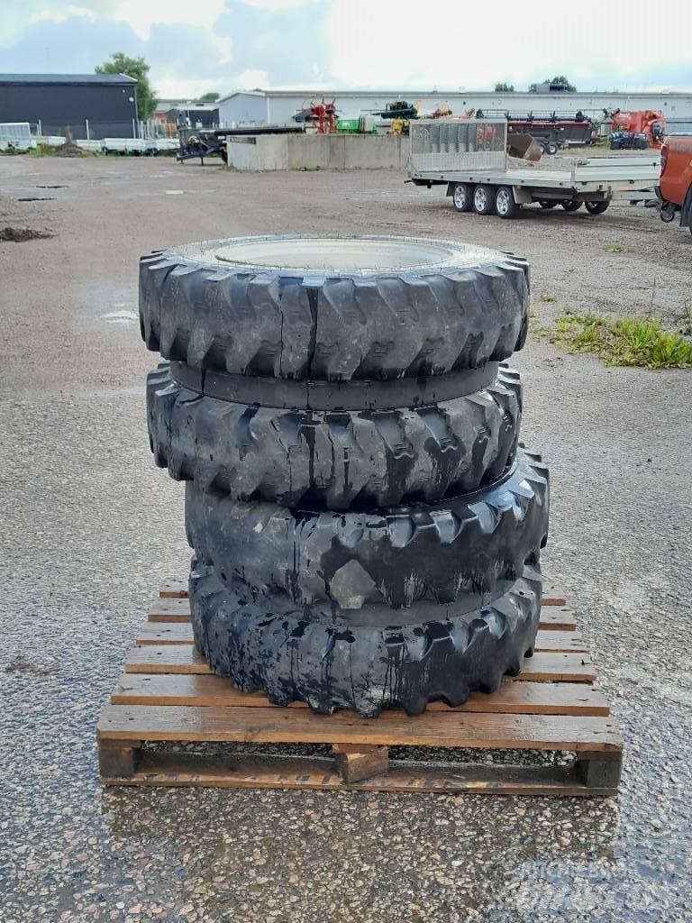 Mitas 8,25-20 Hjul Däck, hjul och fälgar