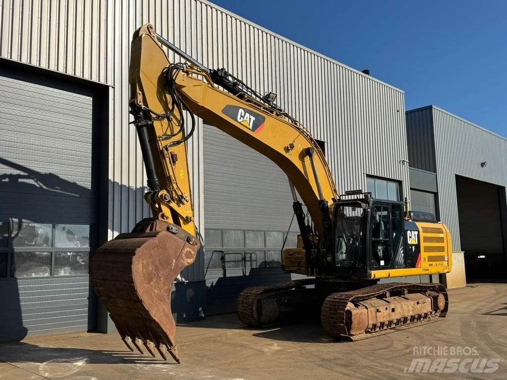 CAT 336FL XE Bandgrävare