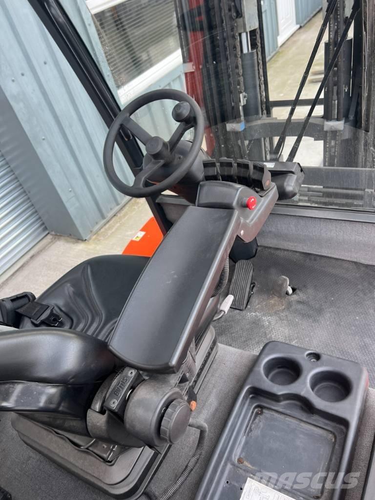 Carer F80 Elmotviktstruckar