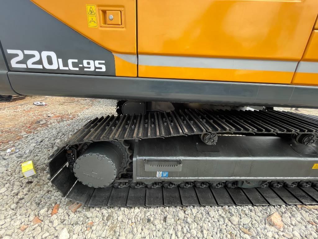 Hyundai 220 Bandgrävare