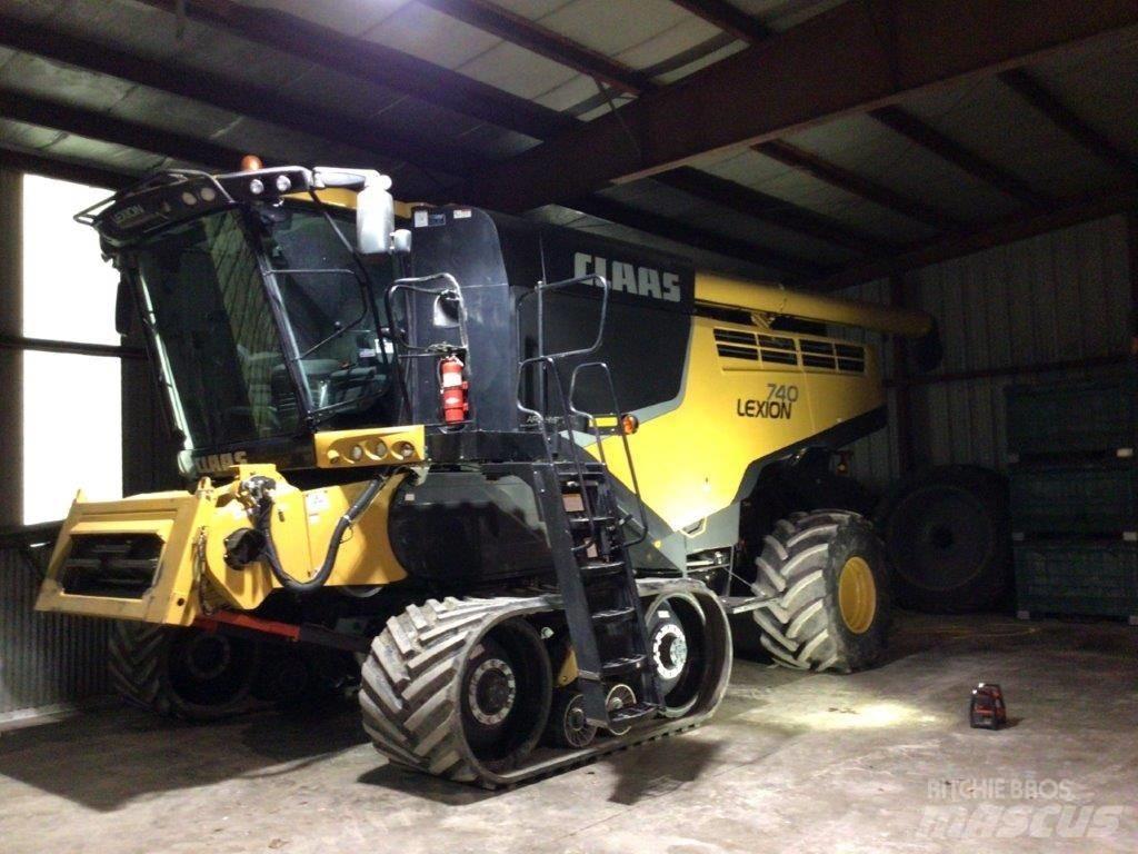 CLAAS Lexion 740 TT Skördetröskor