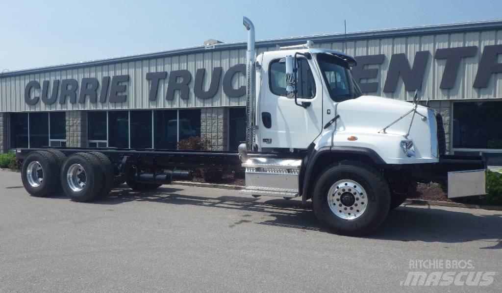 Freightliner 114 SD Chassier