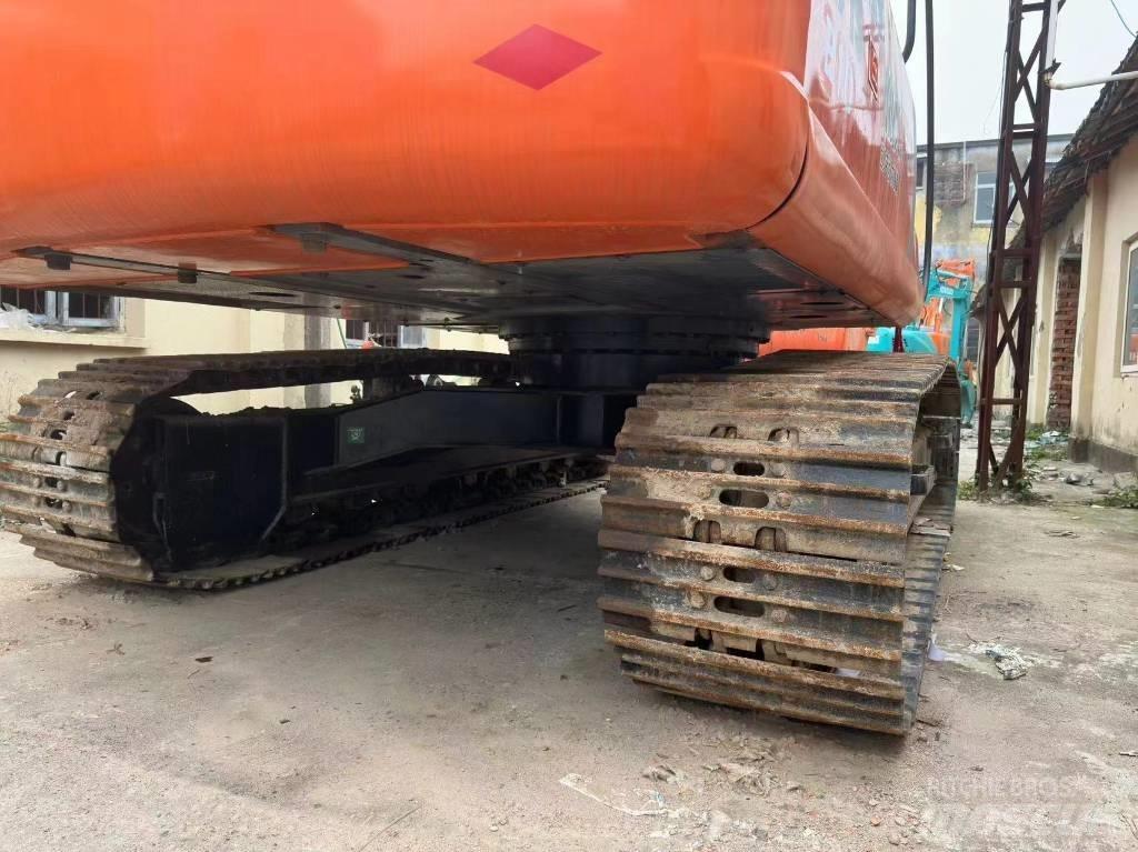 Hitachi ZX 210 Bandgrävare