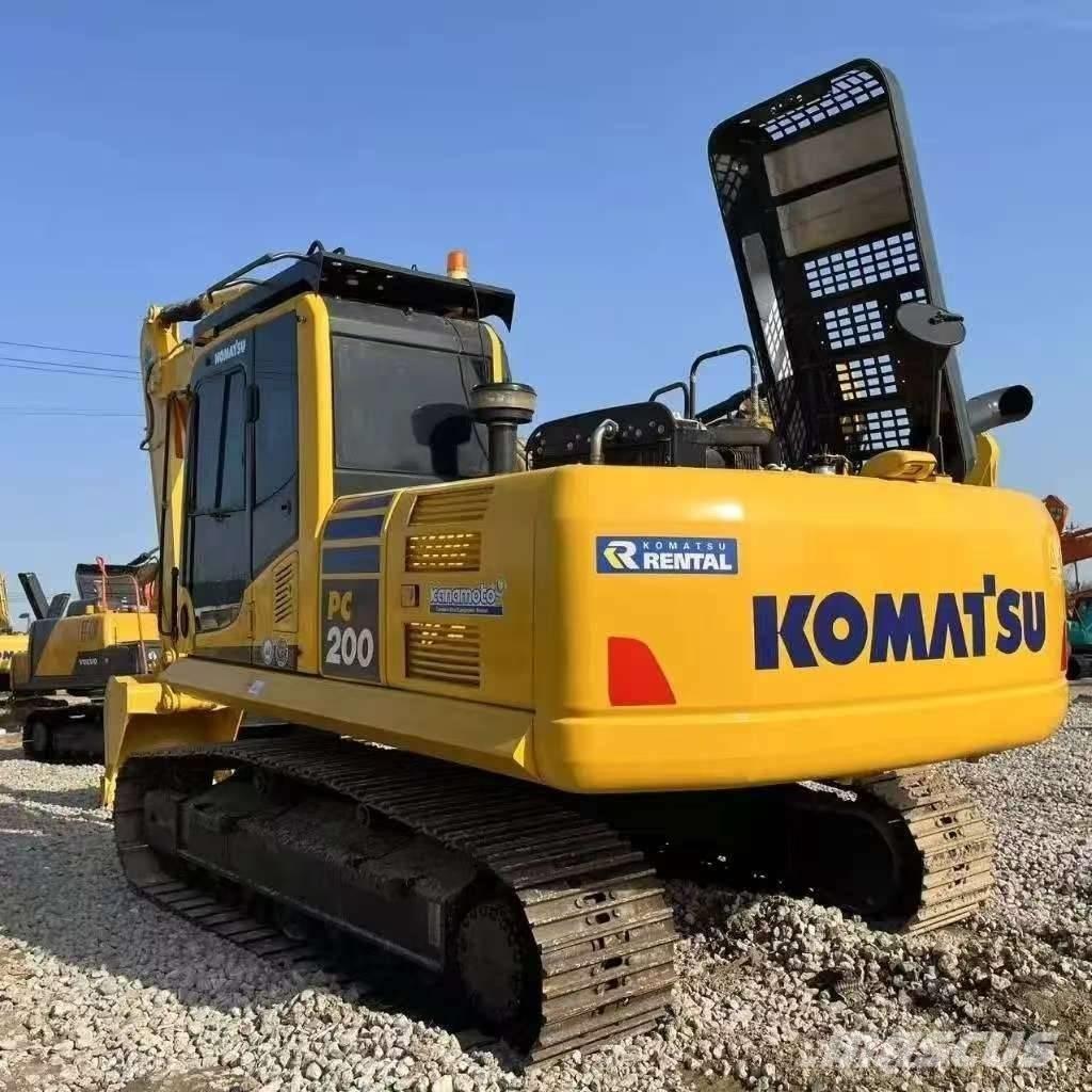 Komatsu PC 200 Bandgrävare