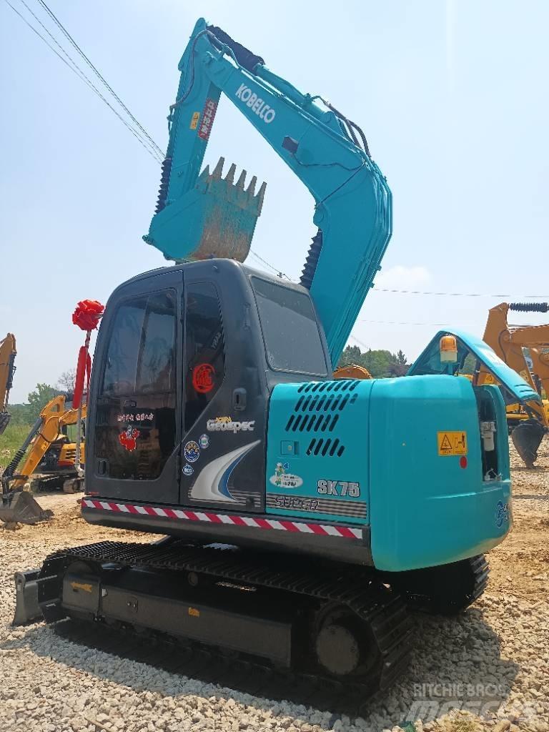 Kobelco SK 75 Minigrävare < 7t