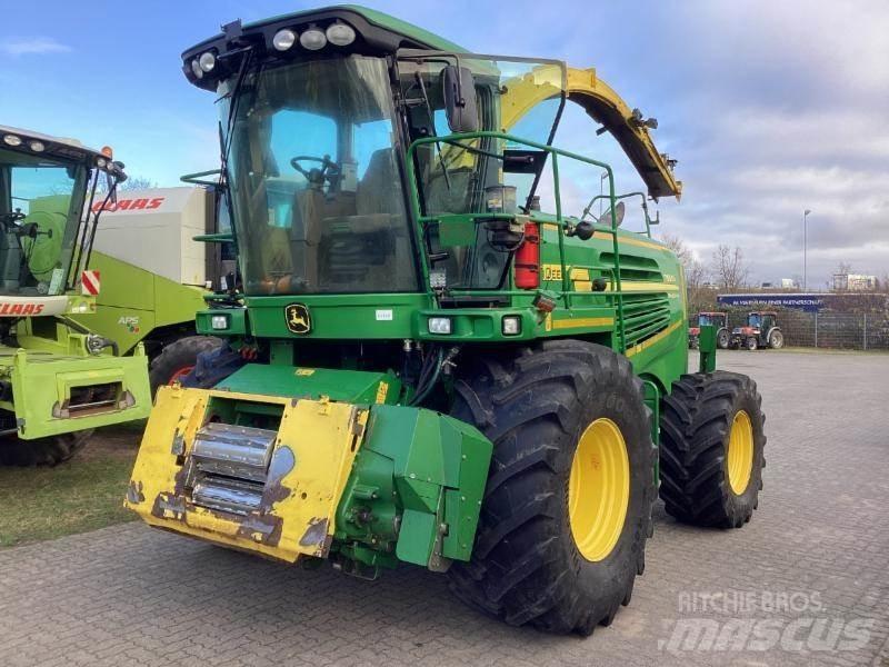 John Deere 7550i Självgående fälthackar