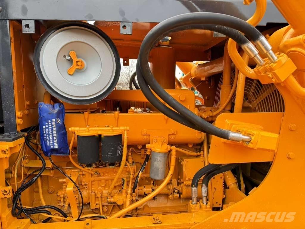 Shantui SD 16 Bandschaktare