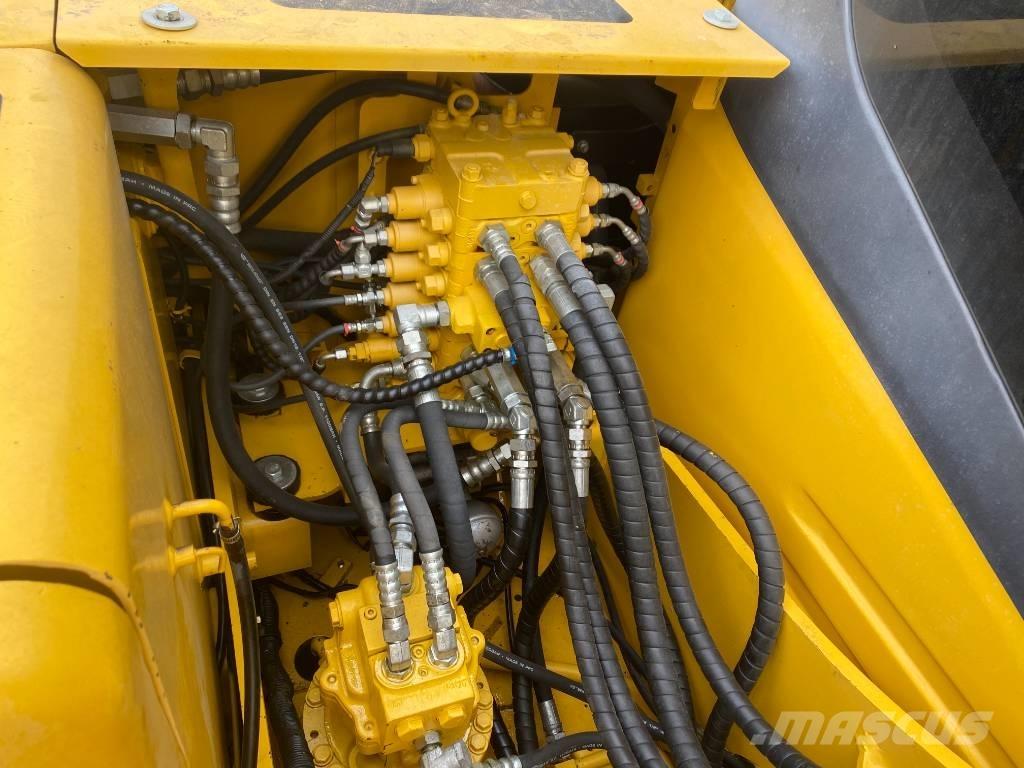 Komatsu 110LC-7 Bandgrävare
