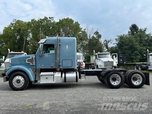 Freightliner 122SD Dragbilar