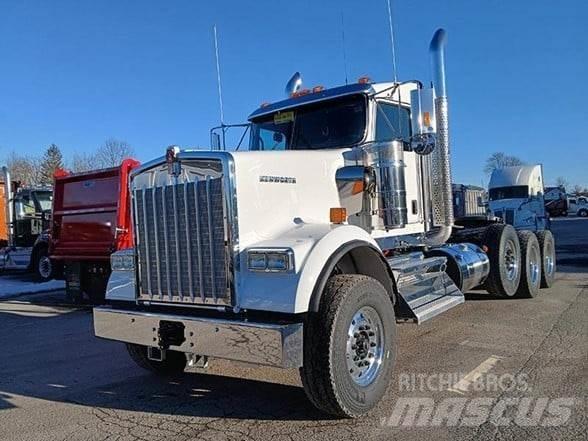 Kenworth W900B Dragbilar