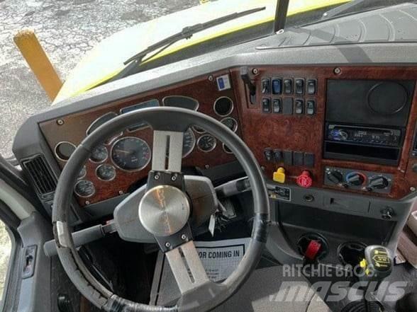 Mack GRANITE GU713 Tippbilar