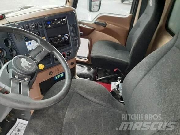 Mack GRANITE GU713 Tippbilar