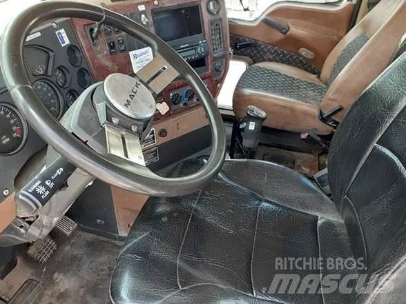 Mack GRANITE GU713 Dragbilar