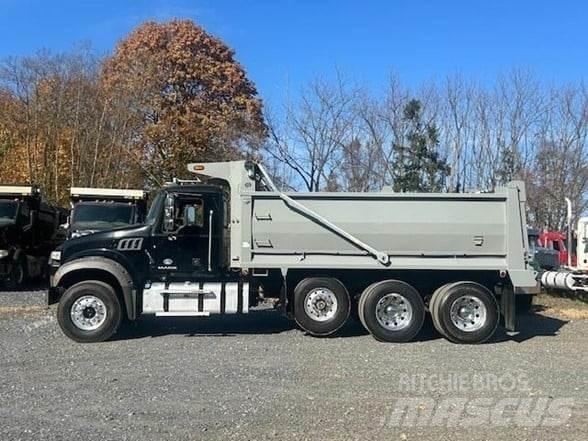 Mack GRANITE GU713 Tippbilar