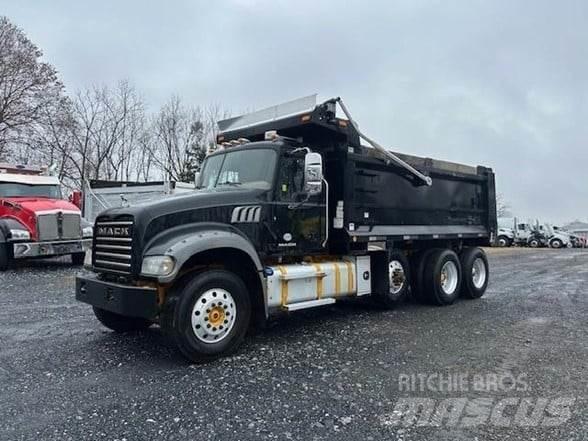 Mack GRANITE GU713 Tippbilar