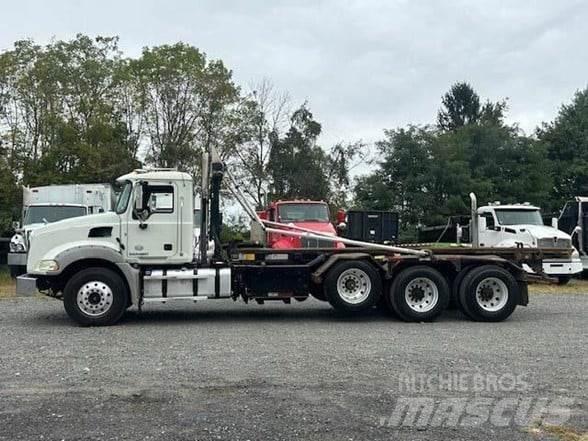 Mack GRANITE GU813 Sopbilar