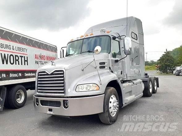 Mack PINNACLE CXU613 Dragbilar