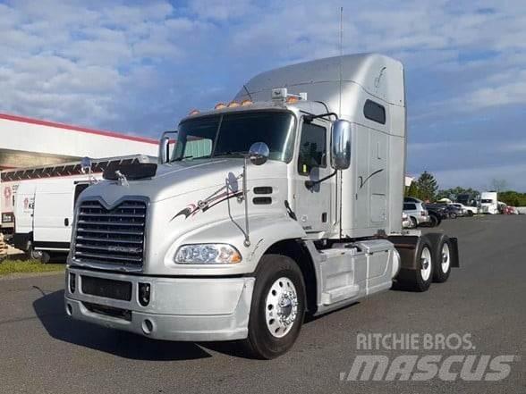 Mack PINNACLE CXU613 Dragbilar