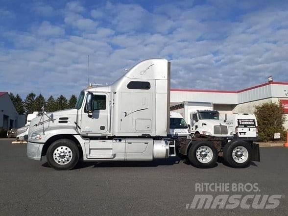 Mack PINNACLE CXU613 Dragbilar