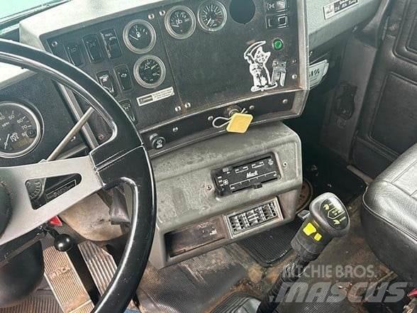 Mack RD688SX Tippbilar