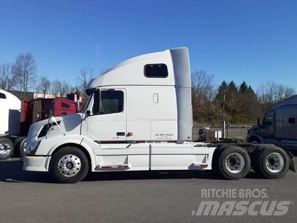 Volvo VNL64T670 Dragbilar