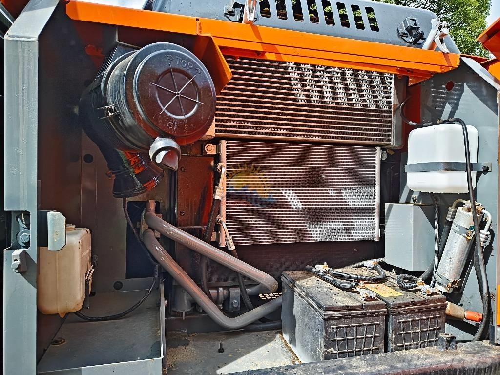 Hitachi ZX 130 Bandgrävare