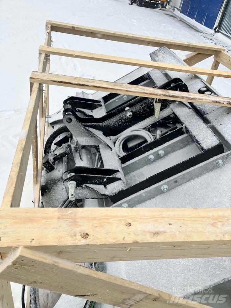  Frnasgård STS 1800 Sand- och saltspridare