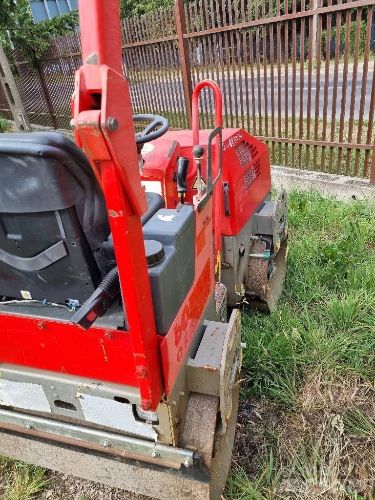 Bomag BW 100 AD M-2 Tvåvalsvältar