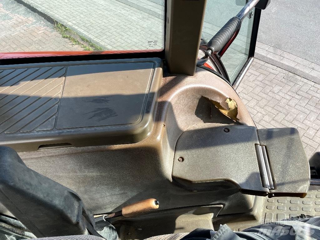 New Holland M 160 Traktorer