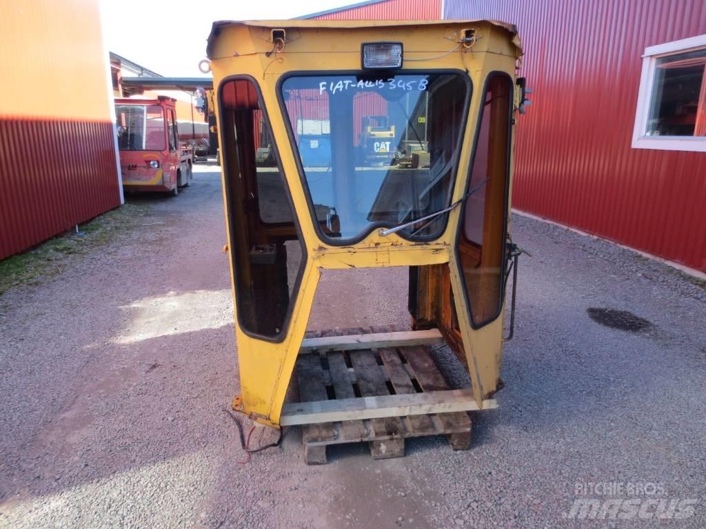Fiat-Allis 345B Hytter och interiör
