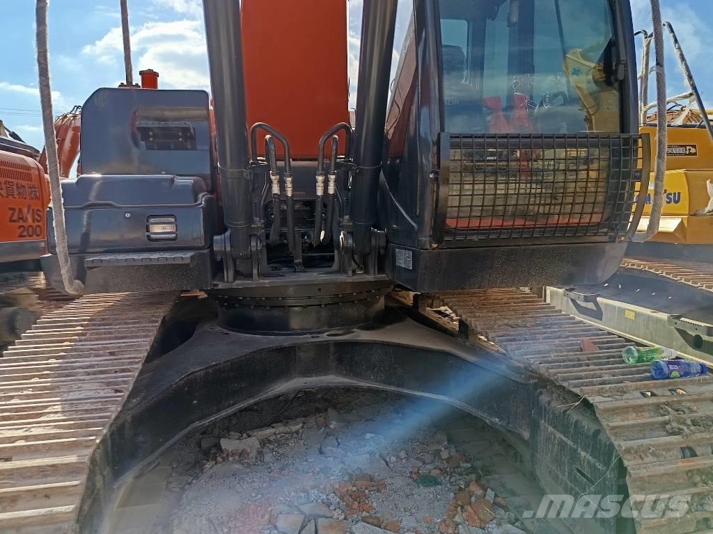 Hitachi ZX 200 Bandgrävare