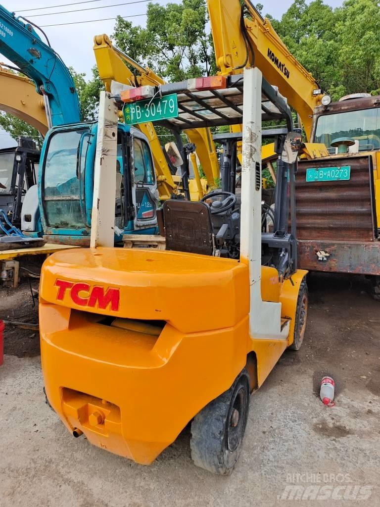 TCM FD 30 Dieselmotviktstruckar